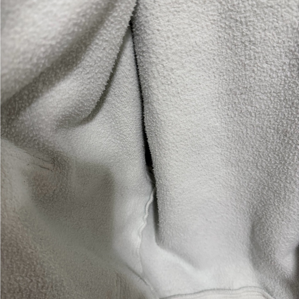 Aritzia TNA Cozy Cropped Zip-Up Hoodie Light Sage Green | Fleece - Picture 6 of 10